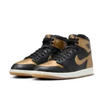 Air Jordan 1 Retro High OG 'Metallic Gold'